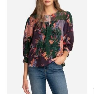 Johnny Was Deneb floral print keyhole blouse made of 100% silk.